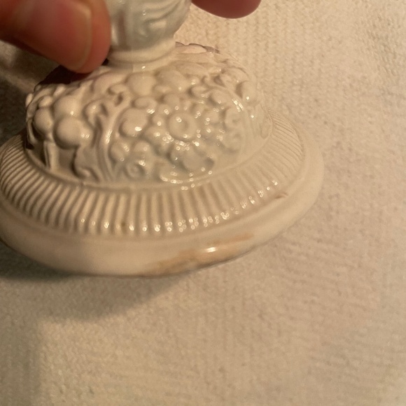 Vintage Mottahedeh Italian Covered Jar Creamware - Picture 10 of 10